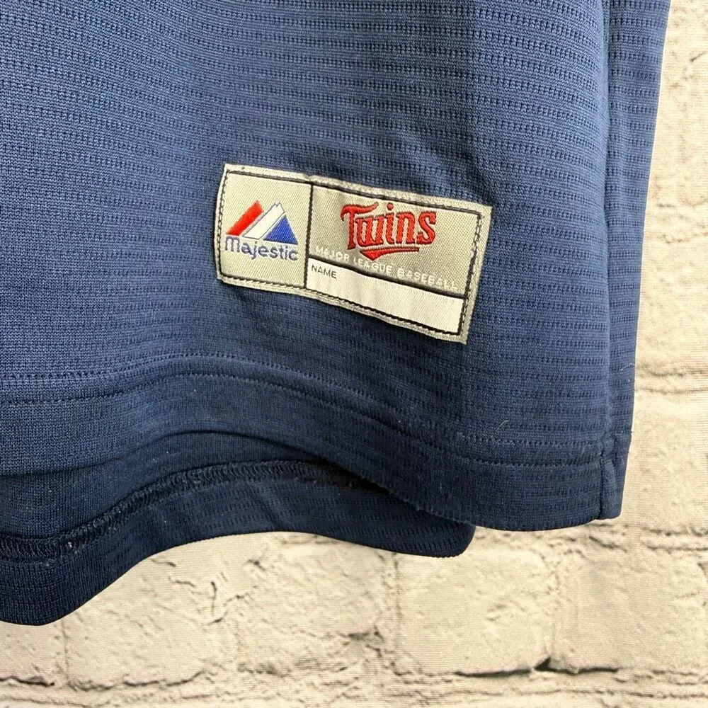 Majestic Minnesota Twins MLB V-neck baseball jersey Mens Size M C
